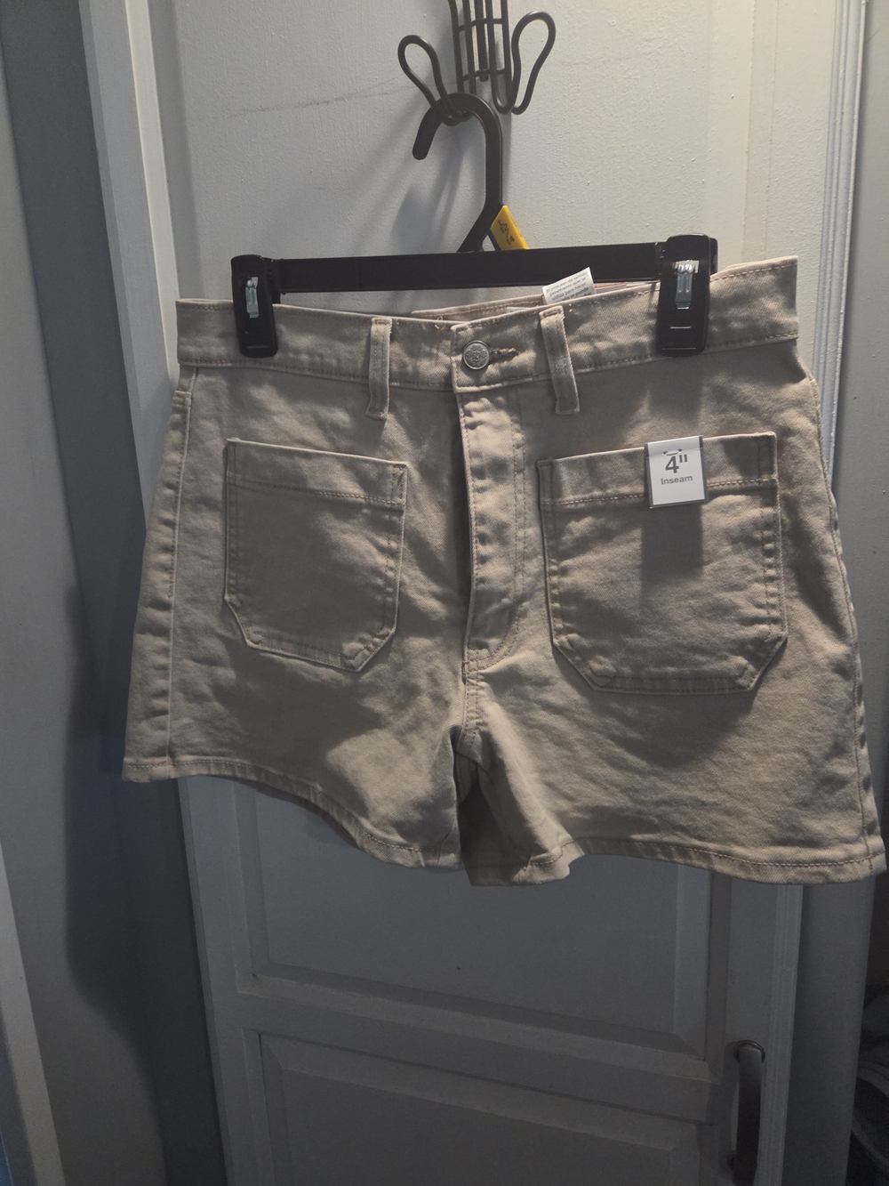 Time and Tru Beige High-Rise Flat-Front Women’s Shorts